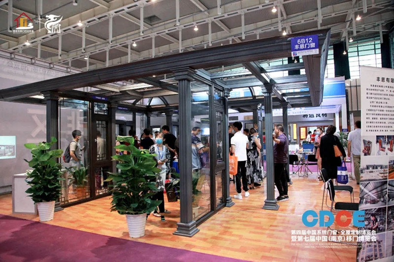 南京最新展览,南京最新展览，一场自然美景的探索之旅