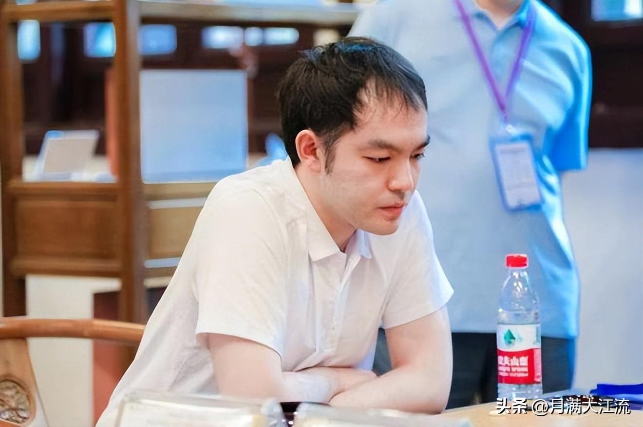 柯洁最新围棋对局深度解析，小巷瑰宝，棋艺展现